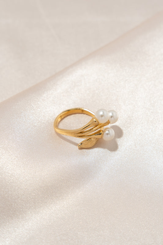 « Pearl » ring