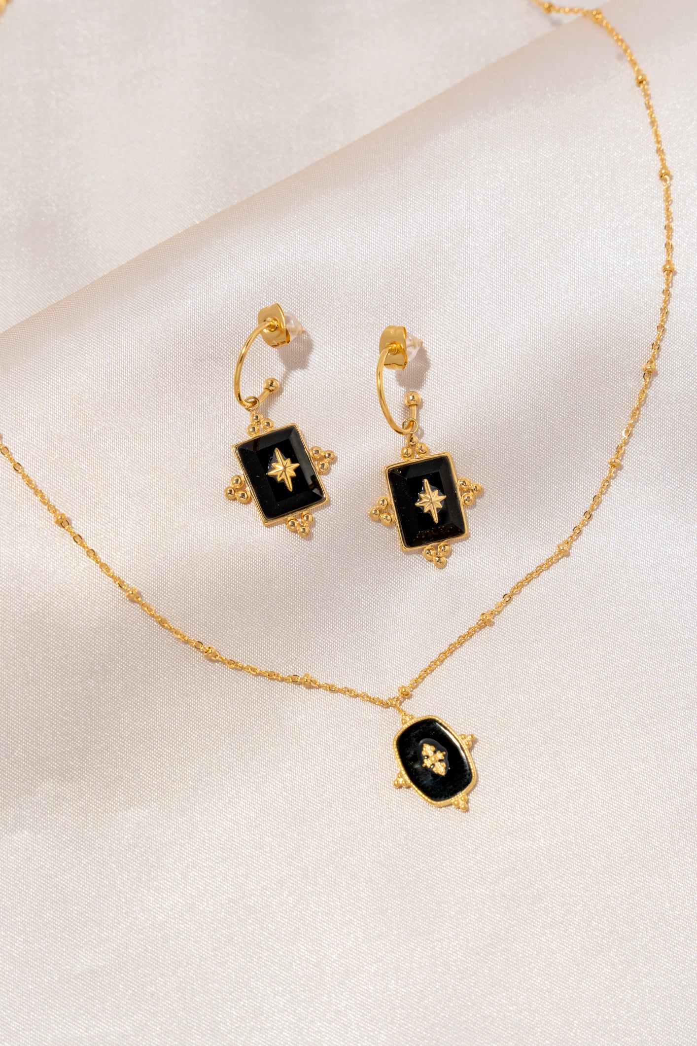 « Antique » earrings